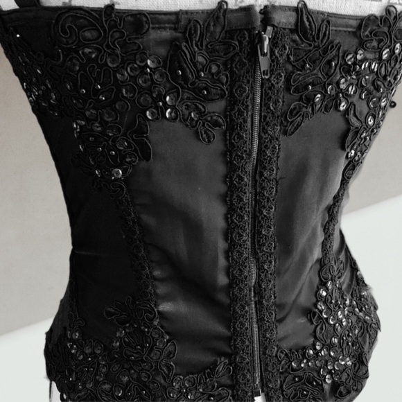 SIMON CHANG black lace corset - Picture 5 of 14